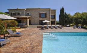 Atemberaubende Villa mit Pool und Panoramablick in unmittelbarer Nähe von Alcudia und dem Meer